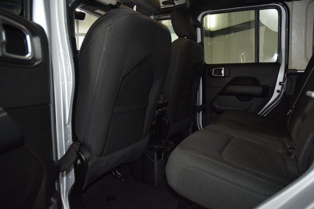2022 Jeep Wrangler Unlimited Sahara - 22892952 - 38