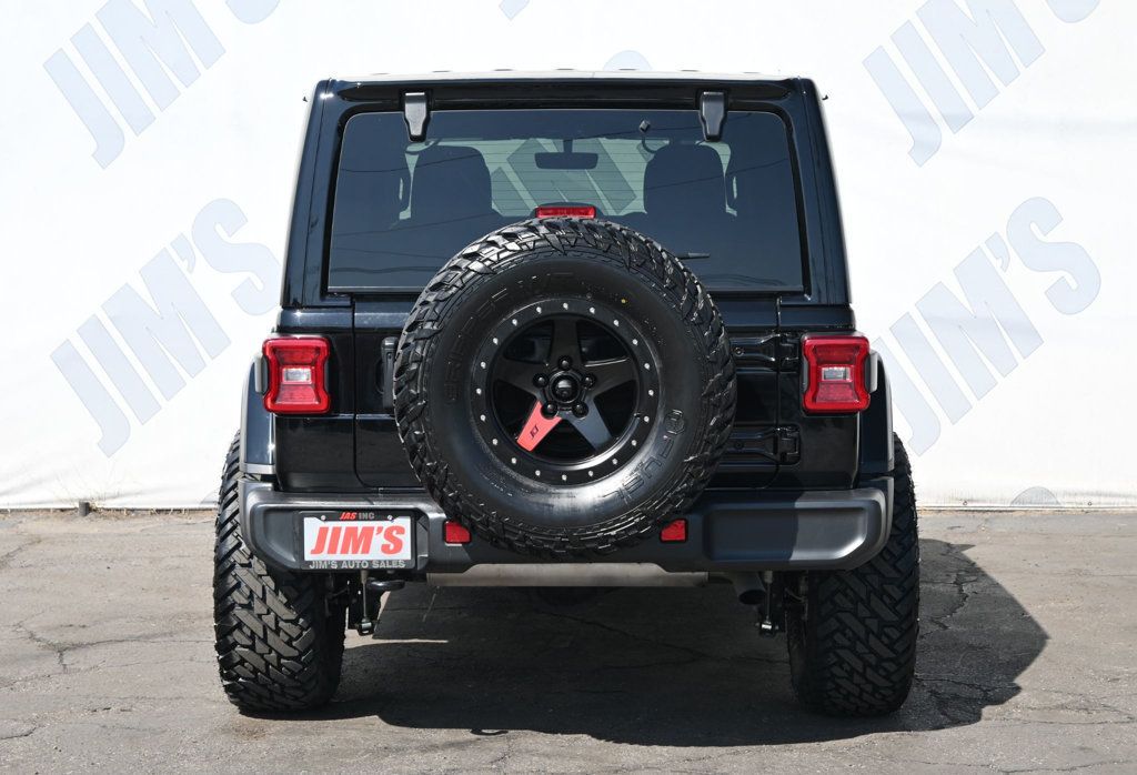 2022 Jeep Wrangler Unlimited Sahara photo 4