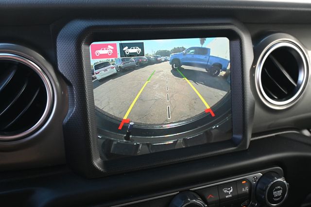 2022 Jeep Wrangler Unlimited Sahara 4x4 - 22998241 - 11