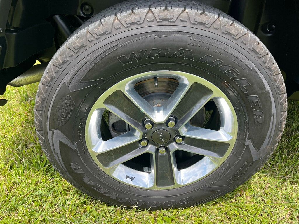 2022 Jeep Wrangler Unlimited Sahara 4x4 - 23032597 - 14