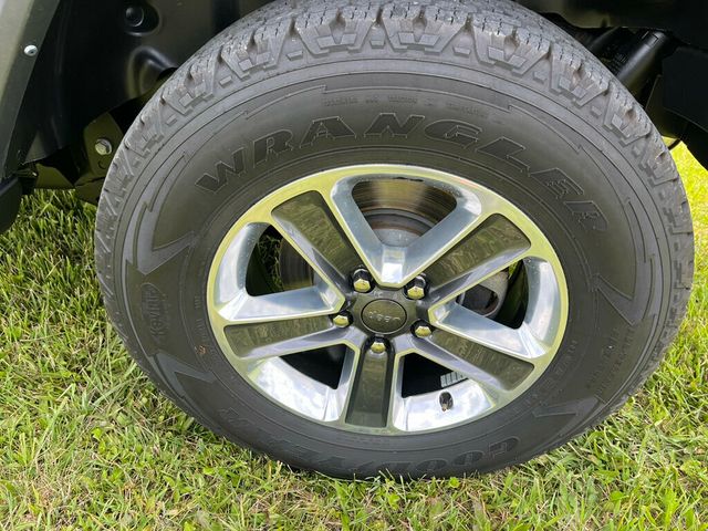 2022 Jeep Wrangler Unlimited Sahara 4x4 - 23032597 - 16