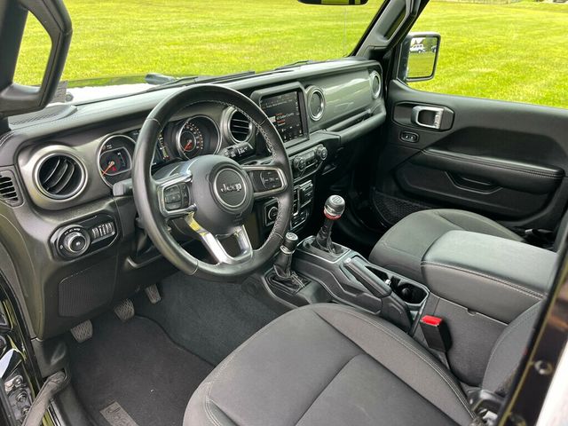 2022 Jeep Wrangler Unlimited Sahara 4x4 - 23032597 - 27