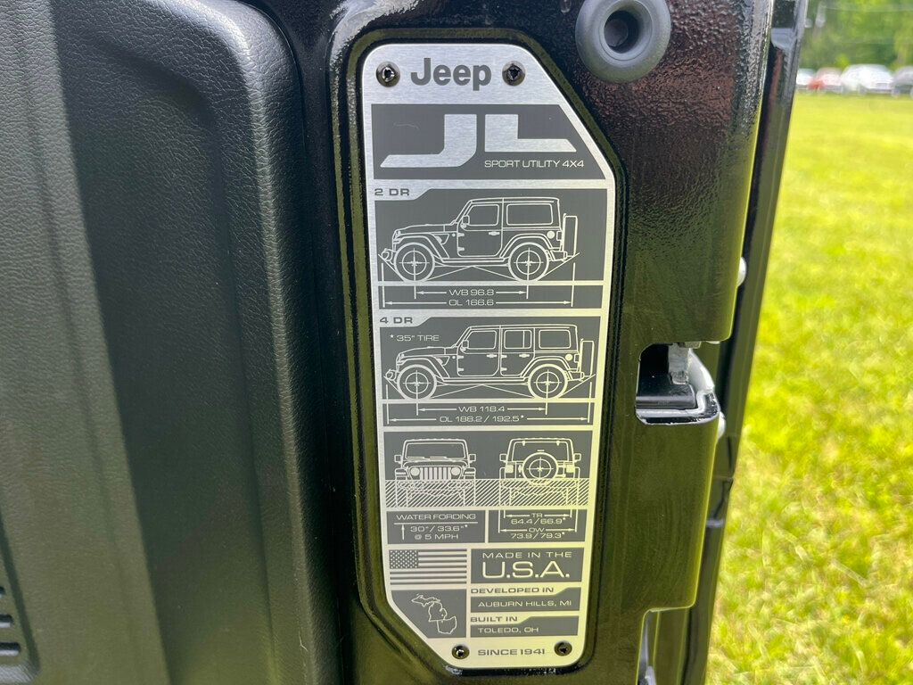 2022 Jeep Wrangler Unlimited Sahara 4x4 - 23032597 - 34