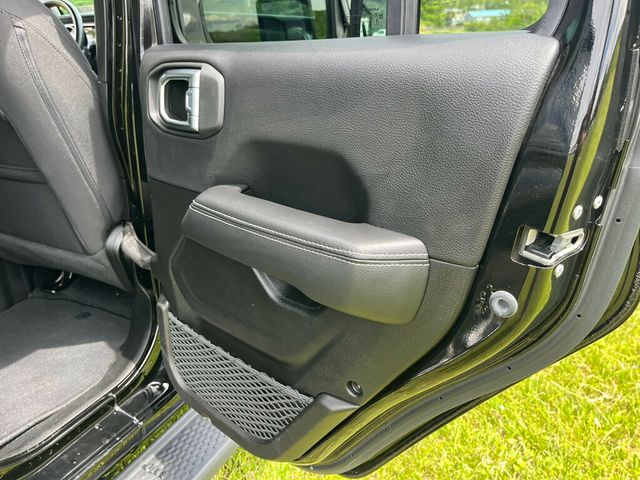 2022 Jeep Wrangler Unlimited Sahara 4x4 - 23032597 - 40