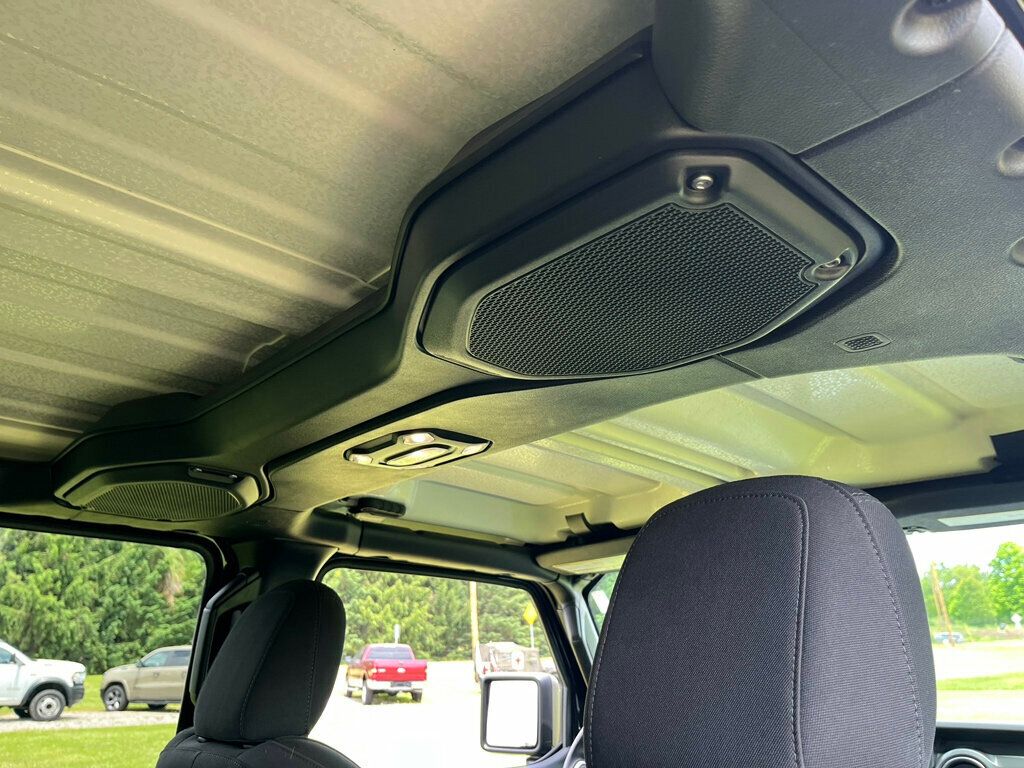 2022 Jeep Wrangler Unlimited Sahara 4x4 - 23032597 - 43