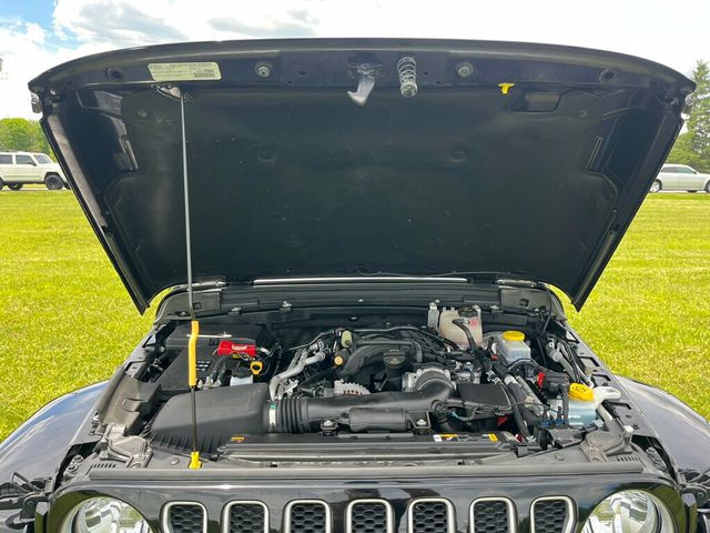 2022 Jeep Wrangler Unlimited Sahara 4x4 - 23032597 - 49