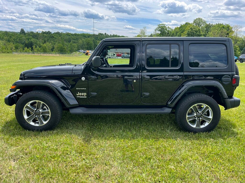 2022 Jeep Wrangler Unlimited Sahara 4x4 - 23032597 - 6