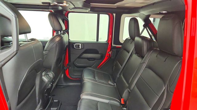 2022 Jeep Wrangler Unlimited Sahara 4x4 w/ Hard Top, Selec-Trac & LED Lighting - 23091901 - 19