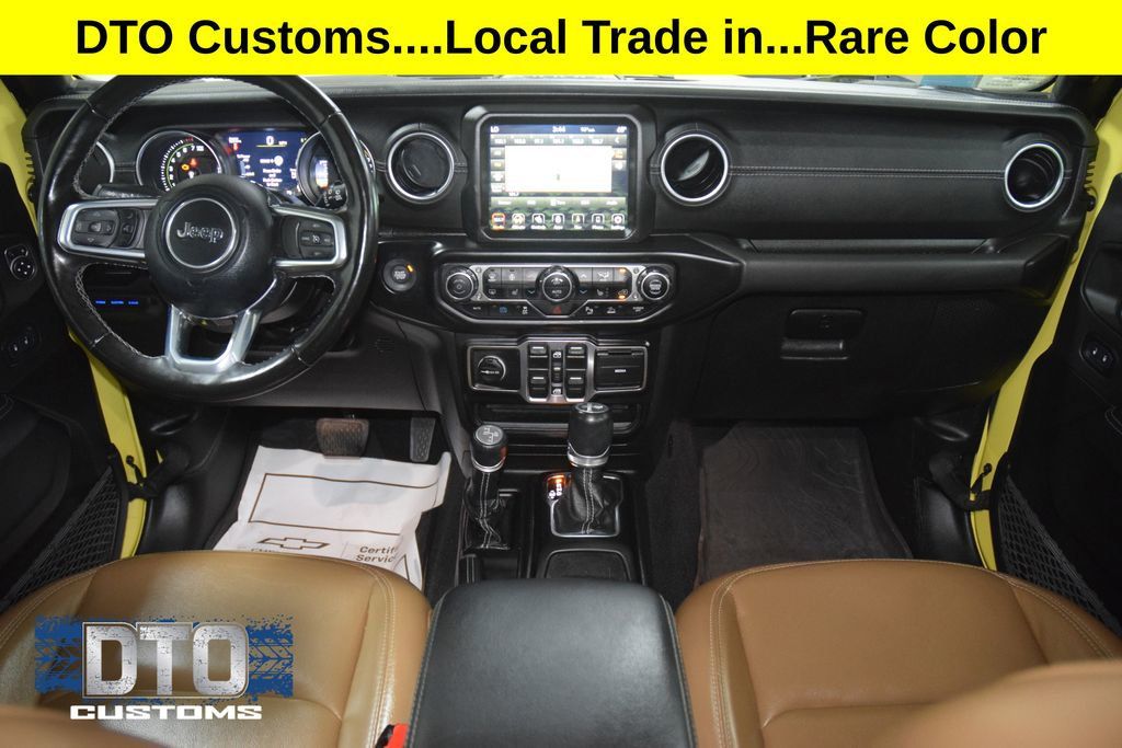 2022 Jeep Wrangler Unlimited Sahara 4xe - 23067627 - 32