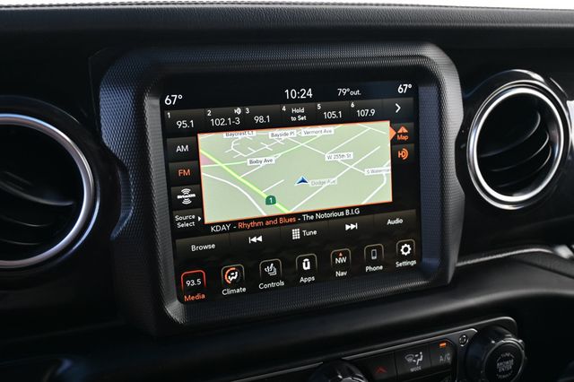 2022 Jeep Wrangler Unlimited Sahara Altitude 4x4 - 23000934 - 17