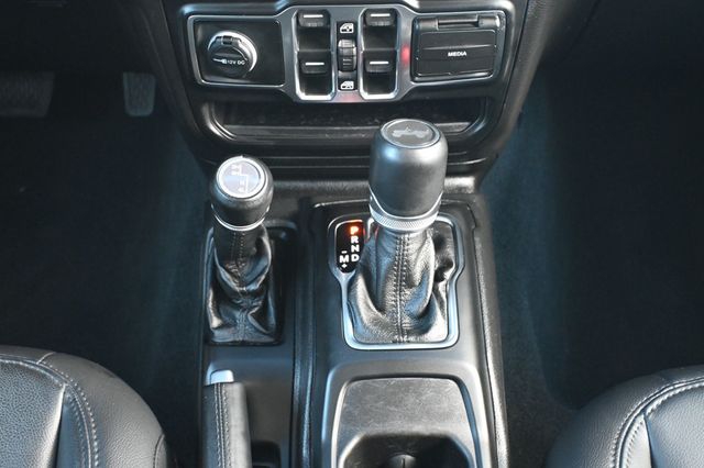 2022 Jeep Wrangler Unlimited Sahara Altitude 4x4 - 23000934 - 19