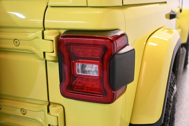 2022 Jeep Wrangler Unlimited Sahara Altitude 4x4 - 23003409 - 13