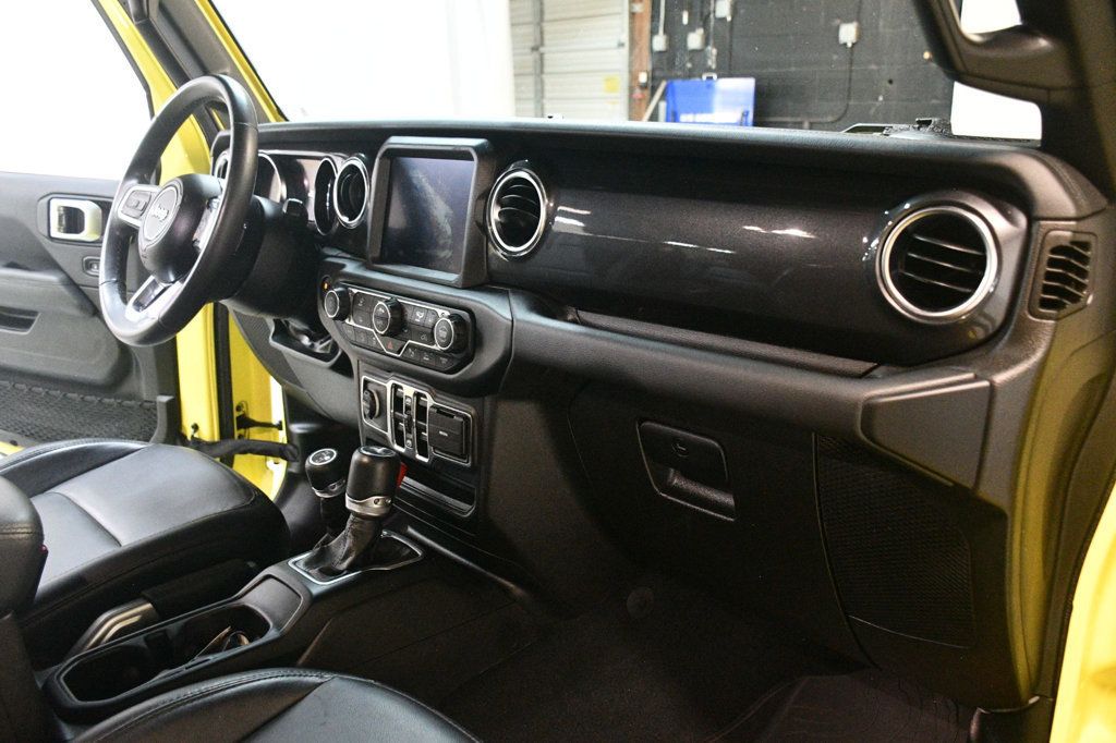 Jeep Wrangler photo 26