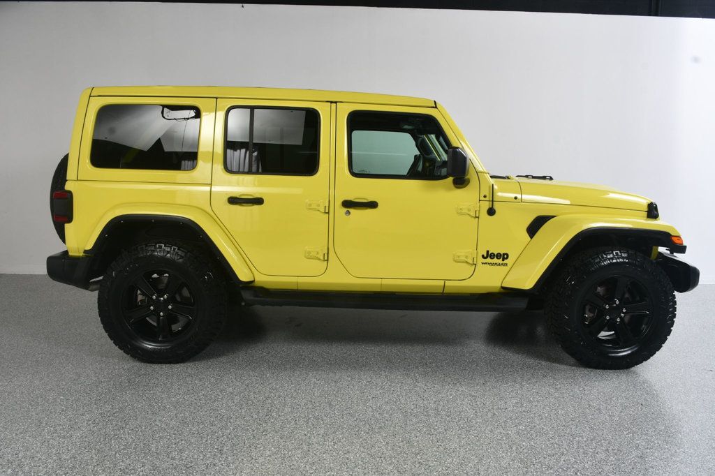 Jeep Wrangler photo 4