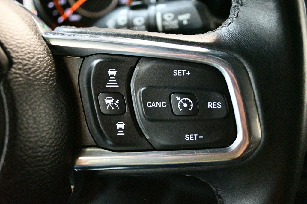 Jeep Wrangler photo 41