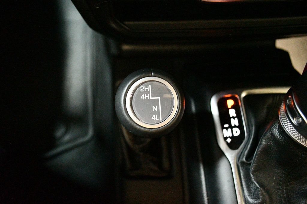 Jeep Wrangler photo 61