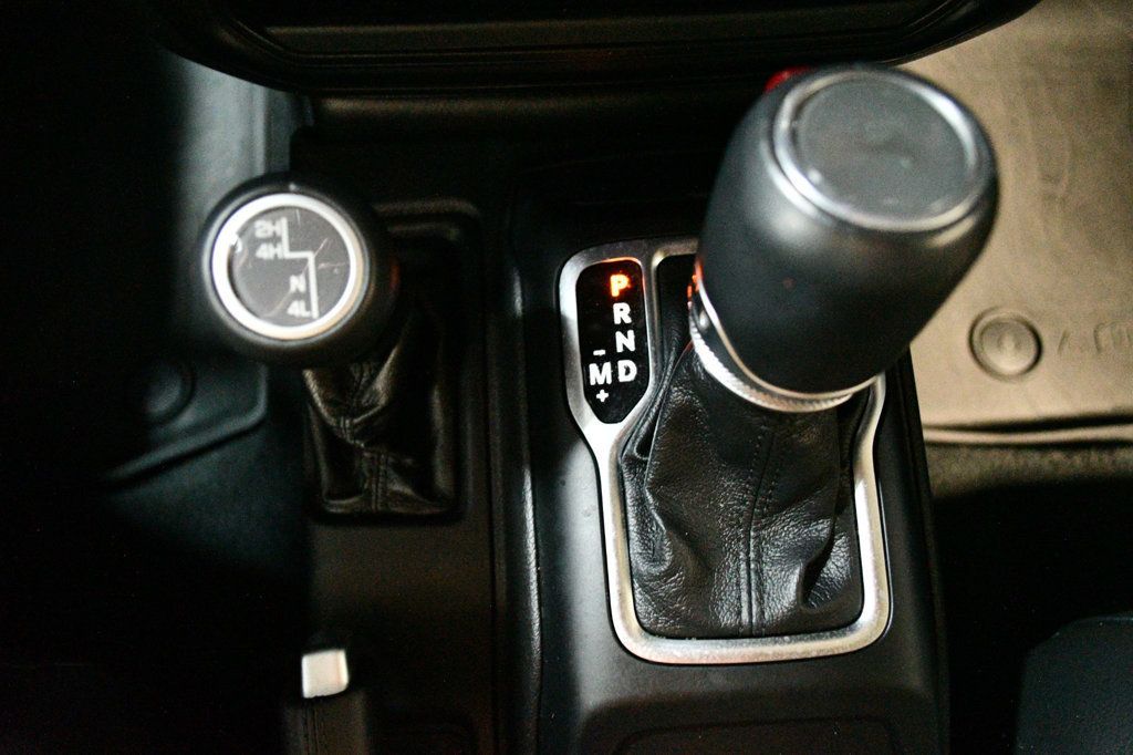 Jeep Wrangler photo 62