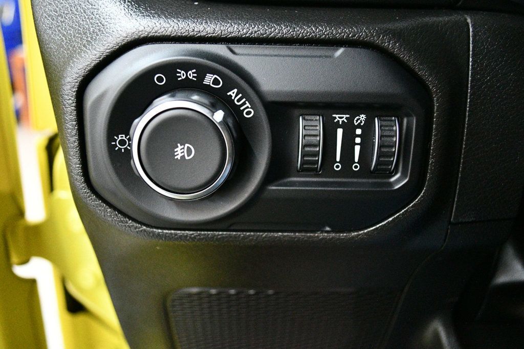 Jeep Wrangler photo 65