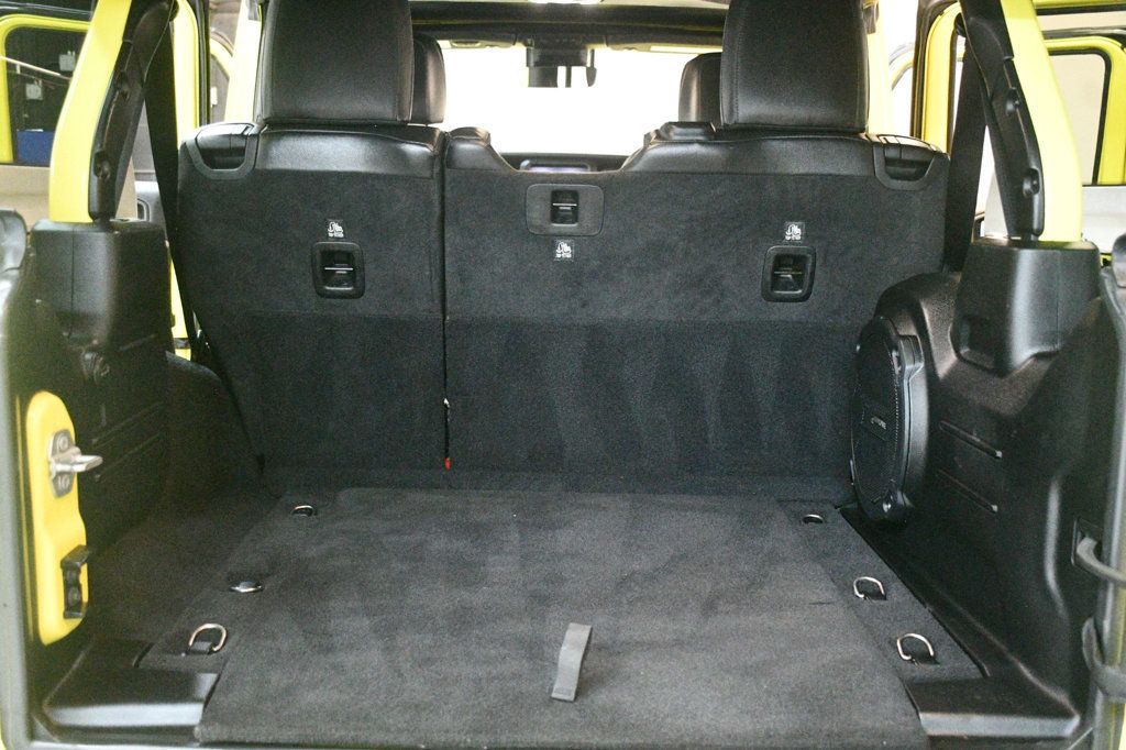 Jeep Wrangler photo 70