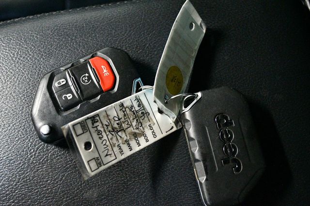 2022 Jeep Wrangler Unlimited Sahara Altitude 4x4 - 23003409 - 74