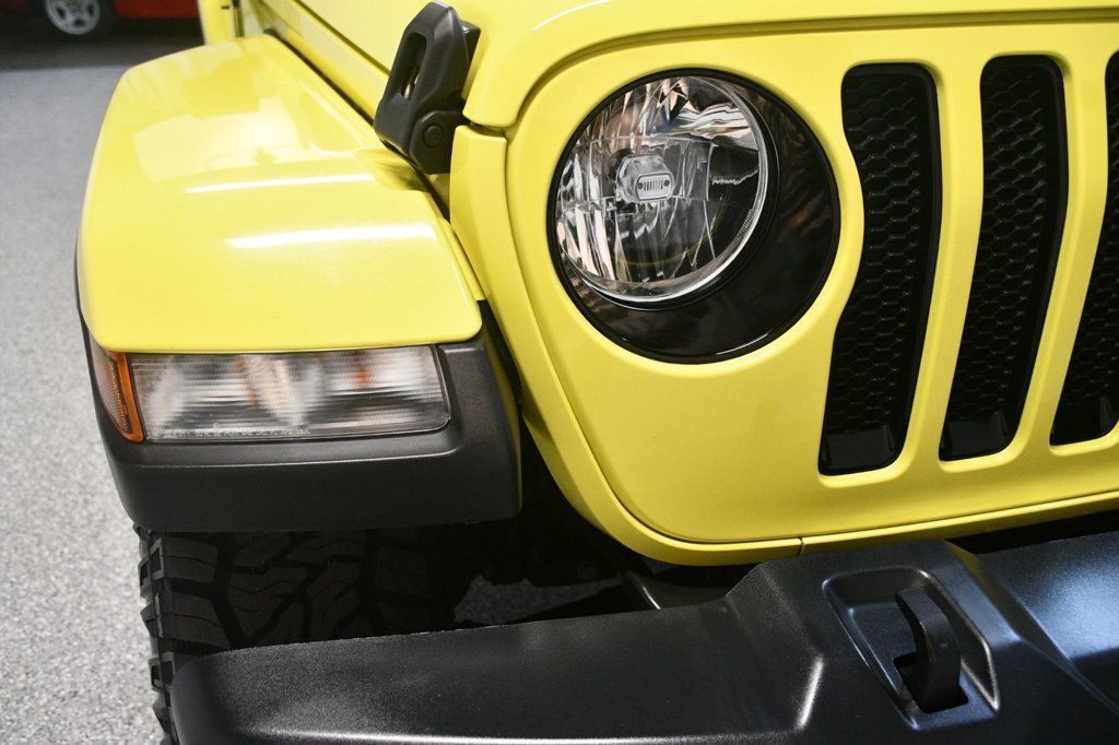 Jeep Wrangler photo 9