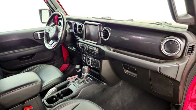 2022 Jeep Wrangler Unlimited Sahara Altitude 4x4 w/ Sky 1-Touch Power Top - 23035205 - 24