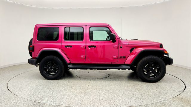 2022 Jeep Wrangler Unlimited Sahara Altitude 4x4 w/ Sky 1-Touch Power Top - 23035205 - 3