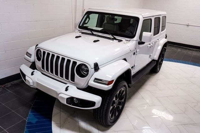 2022 Jeep Wrangler Unlimited Sahara High Altitude 4x4 - 23064587 - 32