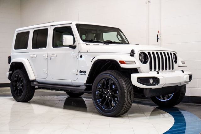 2022 Jeep Wrangler Unlimited Sahara High Altitude 4x4 - 23064587 - 4