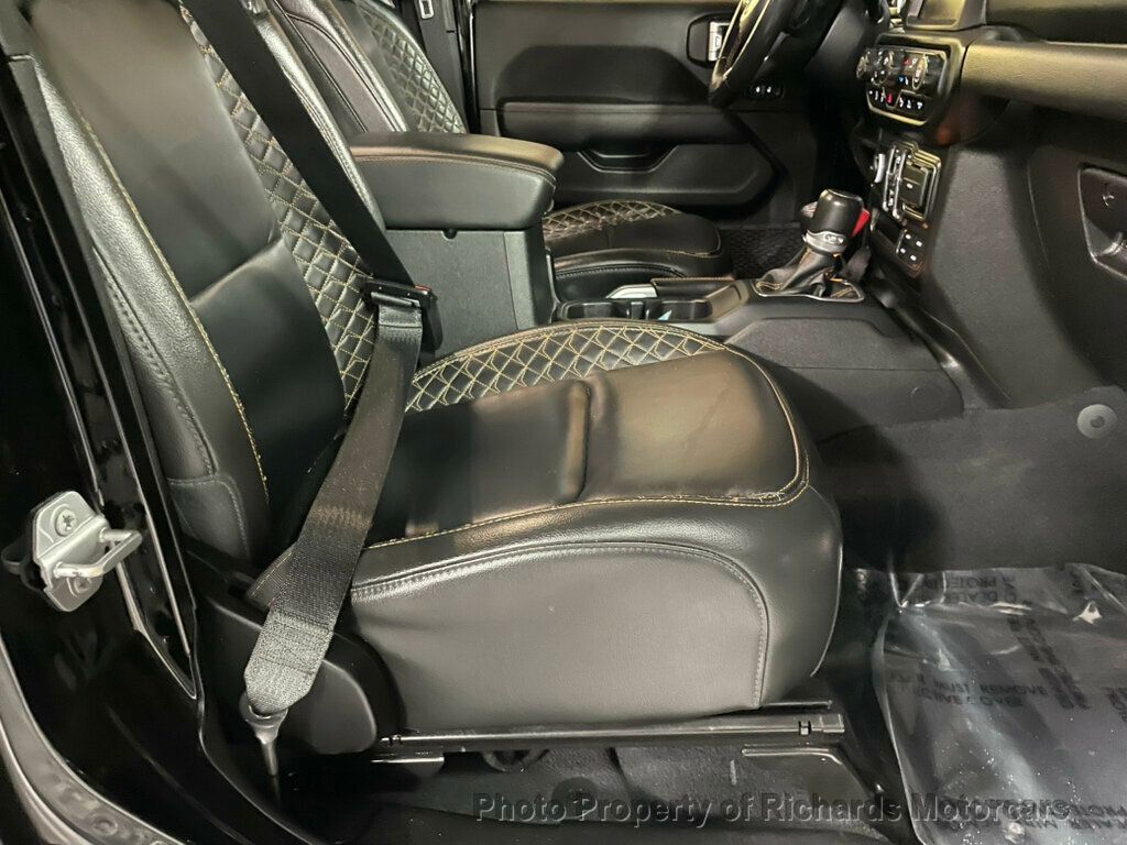 2022 Jeep Wrangler Unlimited Sahara High Altitude 4x4 - 23008080 - 19