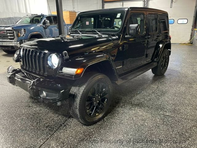 2022 Jeep Wrangler Unlimited Sahara High Altitude 4x4 - 23008080 - 3