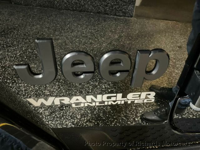 2022 Jeep Wrangler Unlimited Sahara High Altitude 4x4 - 23008080 - 8