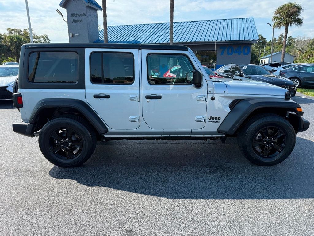 2022 Jeep Wrangler Unlimited Sport Altitude photo 4
