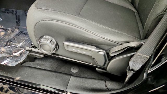 2022 Jeep Wrangler Unlimited Sport Altitude 4x4 w/ Cold Weather & Convenience Pkgs - 23002767 - 10