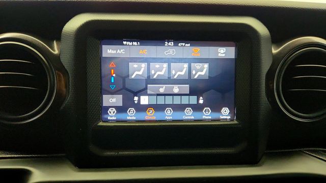 2022 Jeep Wrangler Unlimited Sport Altitude 4x4 w/ Cold Weather & Convenience Pkgs - 23002767 - 18