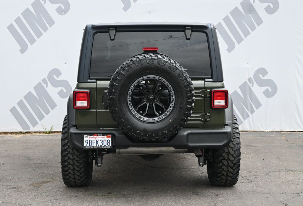 Jeep Wrangler photo 6