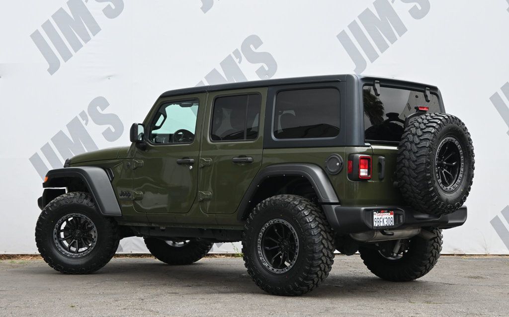 Jeep Wrangler photo 7