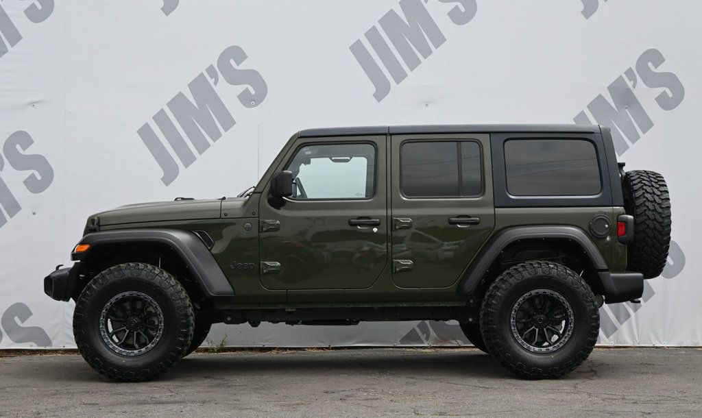 Jeep Wrangler photo 8