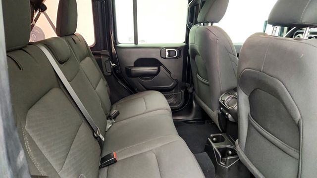 2022 Jeep Wrangler Unlimited Sport S 4x4 w/ 8.4'' Radio Group & Cold Weather Pkg - 23035649 - 21