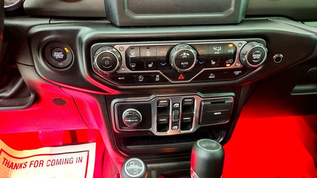 2022 Jeep Wrangler Unlimited Sport S 4x4 w/ Auto, Hard Top & Cold Weather Group - 23088817 - 16