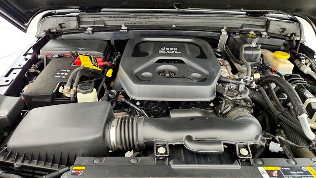 2022 Jeep Wrangler Unlimited Sport S 4x4 w/ Auto, Hard Top & Cold Weather Group - 23088817 - 25