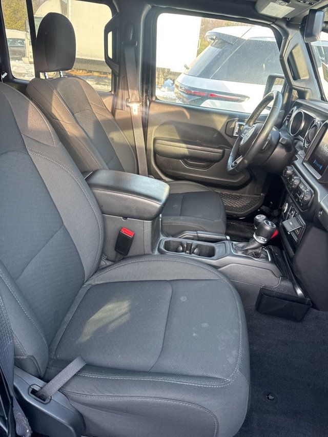 2022 Jeep Wrangler Unlimited Willys 4x4 - 22978430 - 11