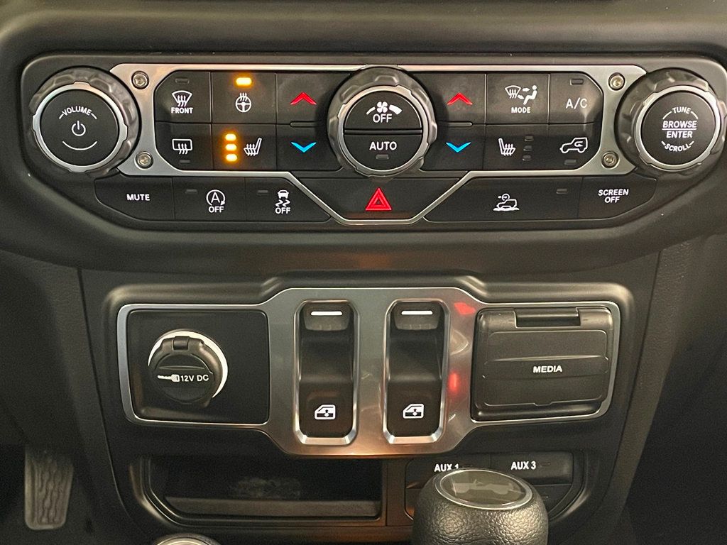 2022 Jeep Wrangler Willys 4x4 - 22973551 - 25