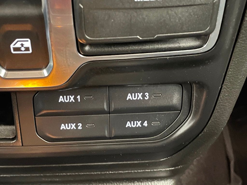 2022 Jeep Wrangler Willys 4x4 - 22973551 - 27