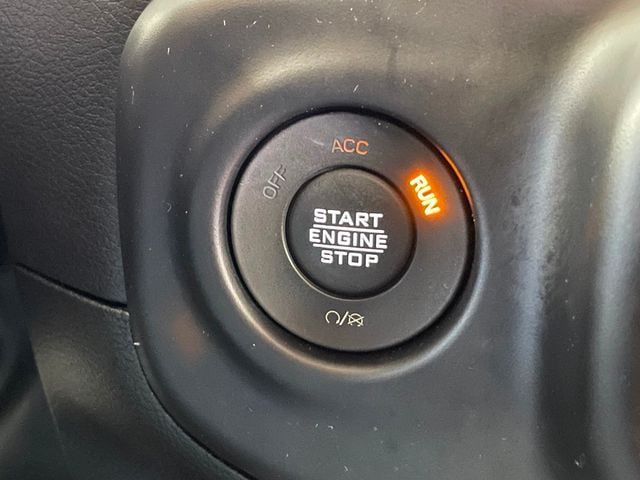 2022 JEEP WRANGLER - Image 26