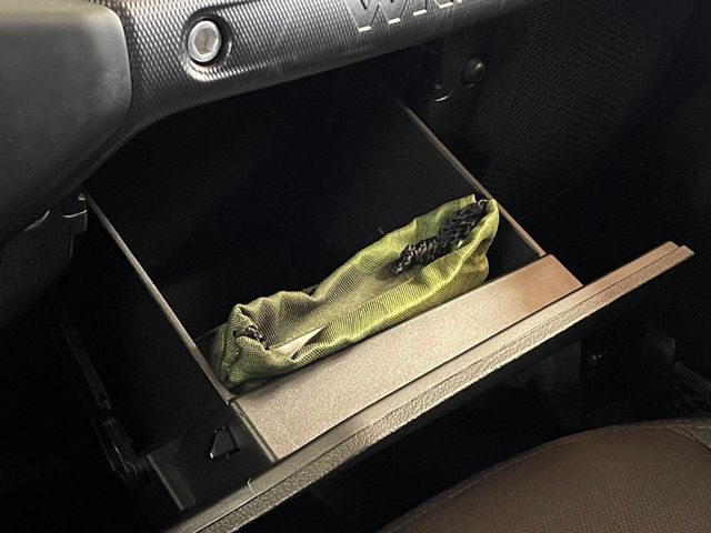 2022 JEEP WRANGLER - Image 27