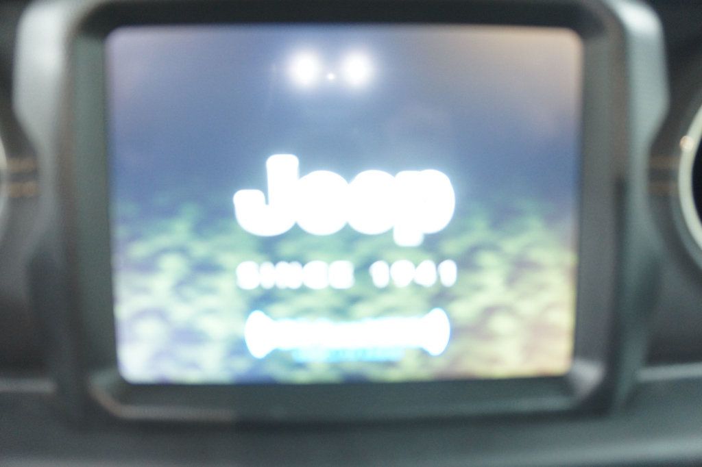 2022 Jeep Wrangler 4xe 1-Owner, Sahara High Altitude 4XE - 23092511 - 32