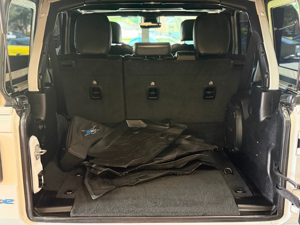 2022 Jeep Wrangler 4xe Unlimited Rubicon 4x4 - 23030691 - 24