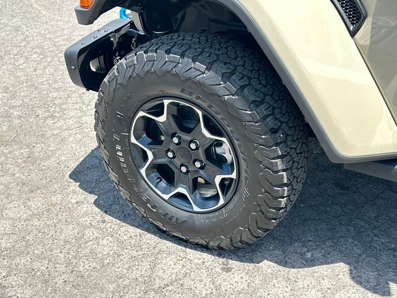 2022 Jeep Wrangler 4xe Unlimited Rubicon photo 21