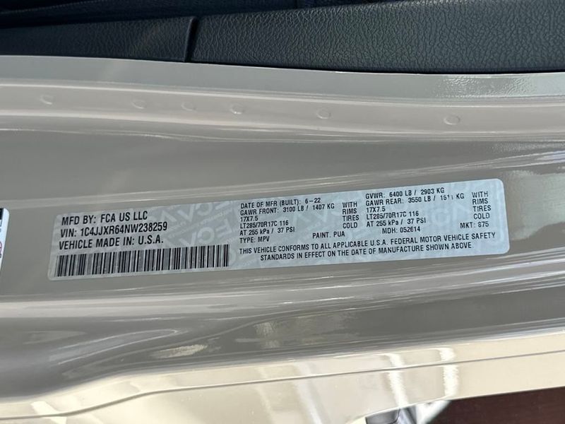 2022 Jeep Wrangler 4xe Unlimited Rubicon photo 22